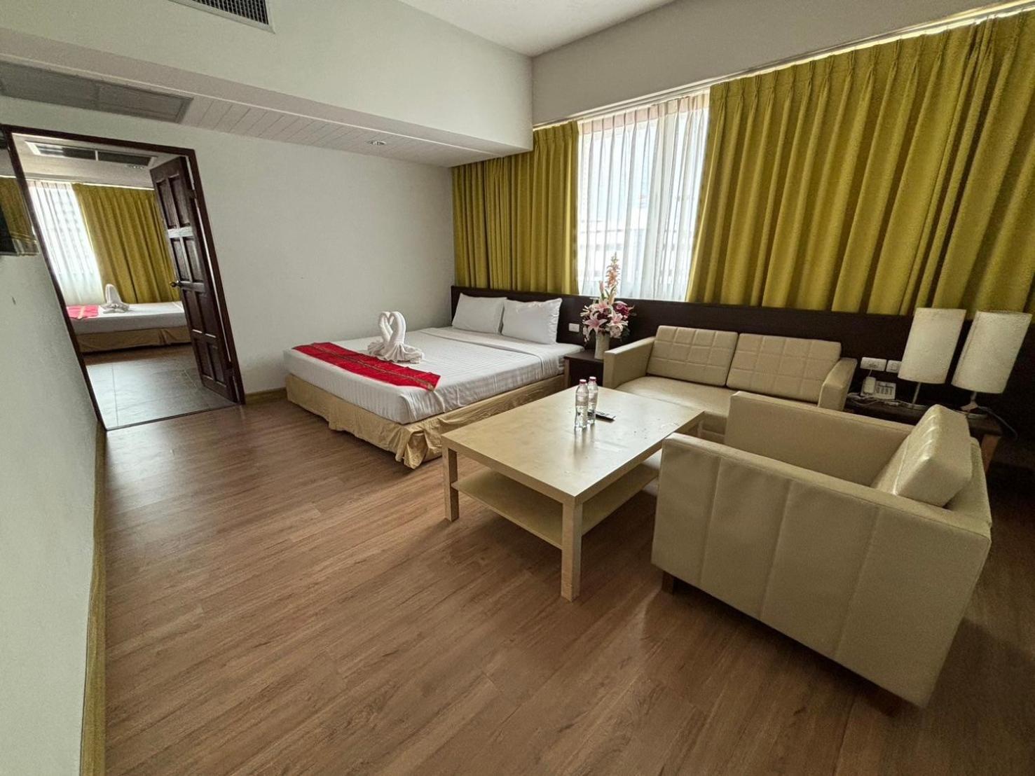 Aloha Hatyai Hotel Хатъяй Экстерьер фото