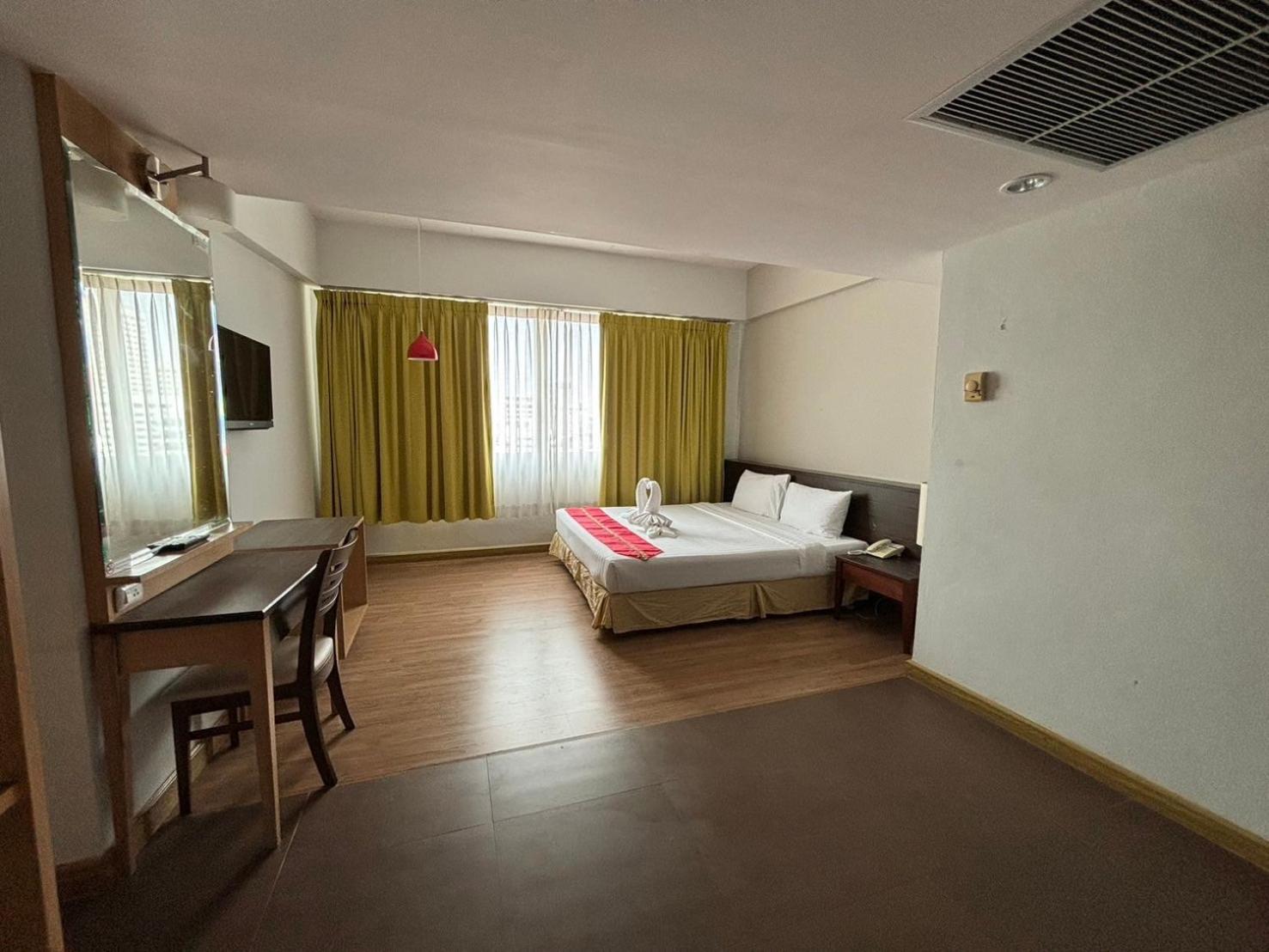 Aloha Hatyai Hotel Хатъяй Экстерьер фото