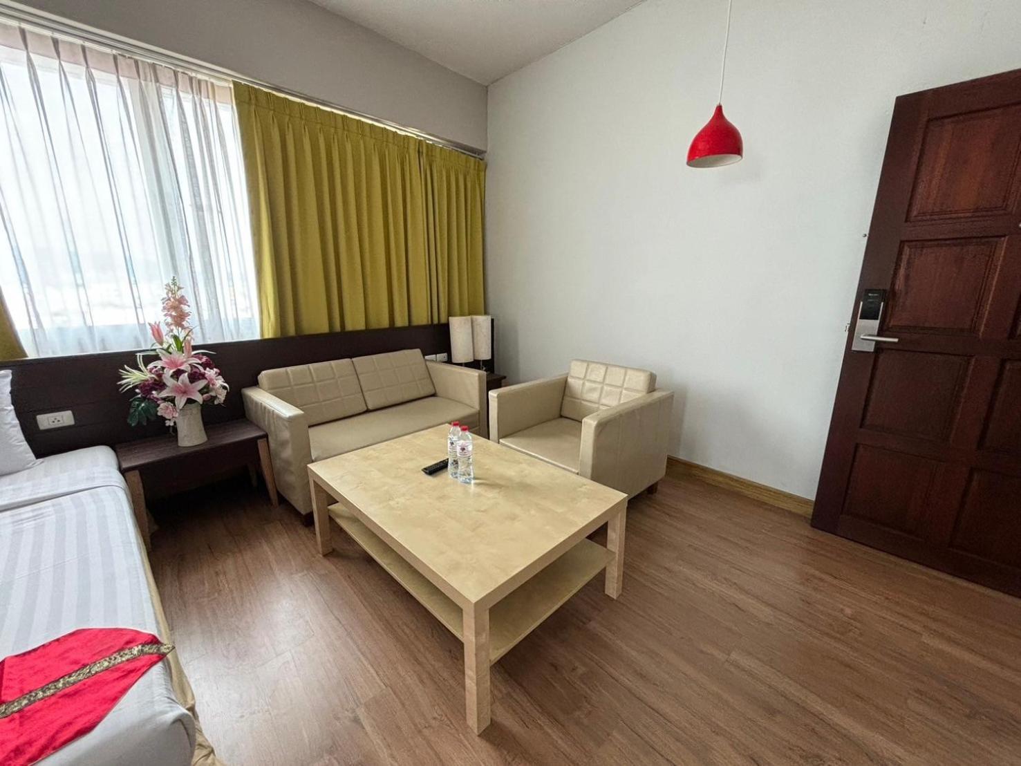 Aloha Hatyai Hotel Хатъяй Экстерьер фото