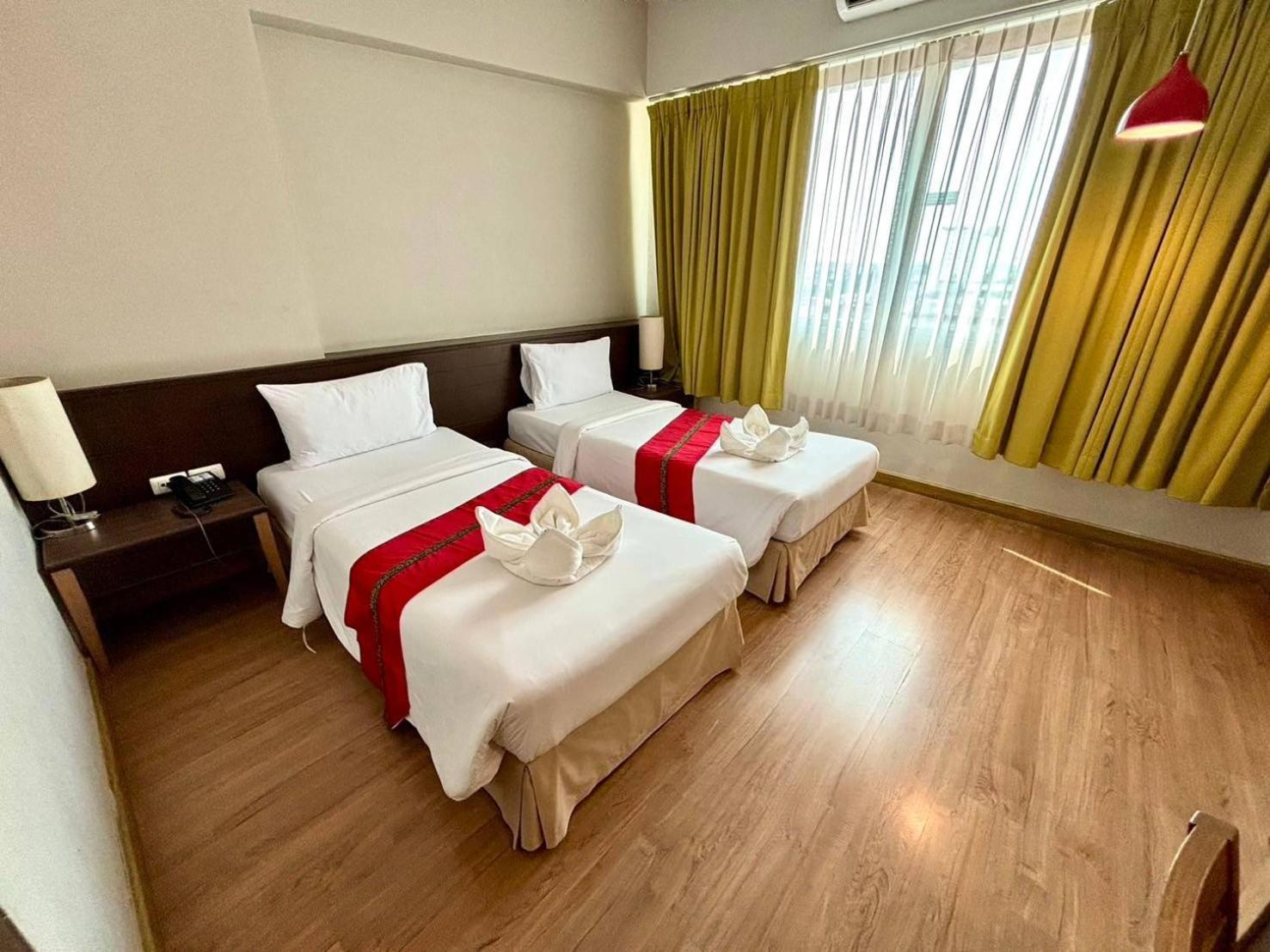 Aloha Hatyai Hotel Хатъяй Экстерьер фото