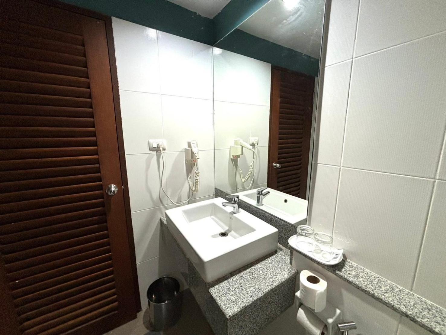 Aloha Hatyai Hotel Хатъяй Экстерьер фото